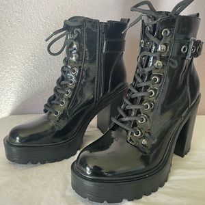 black faux leather boots Gbg Los Ángeles 🖤